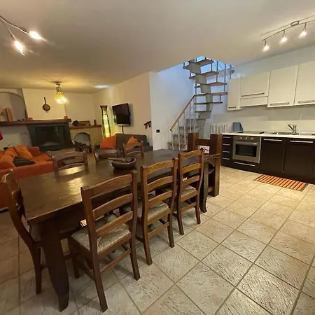 Bellissima Vicino Al Di Lecco Climatizzata Barbecue Hotell 3*